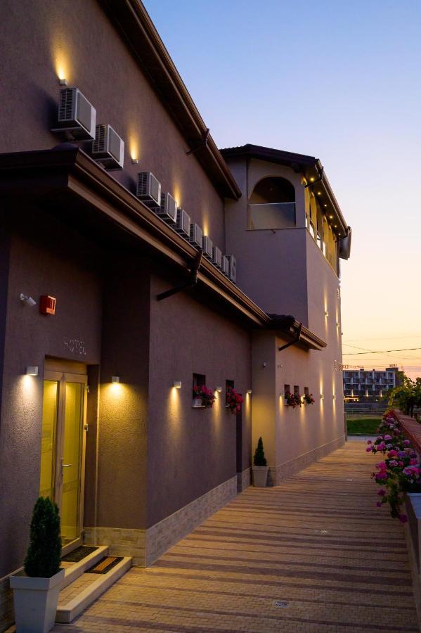 Hotel Del Ponte Svilengrad Exterior foto